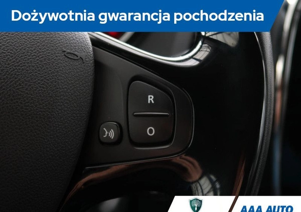 Renault Captur cena 52000 przebieg: 89120, rok produkcji 2017 z Września małe 301